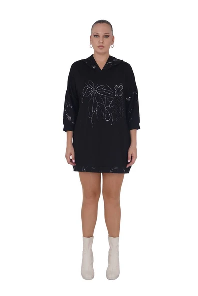 Kadın Büyük Beden Kapüşonlu Çiçek Motifli Uzun Kollu Tunik