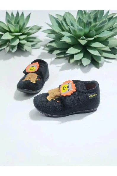 Gezer Erkek Çocuk Aslan Figürlü Kışlık Yumuşacık Ev Pandufu Cırtlı Siyah - 3