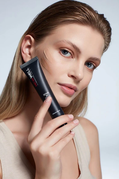 Derma BB Cream - Light - 4