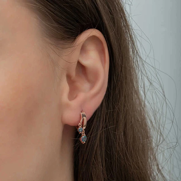 Supertrend Gümüş Rose Sallantılı Mistik Topaz Kadın Küpe - Resim 3