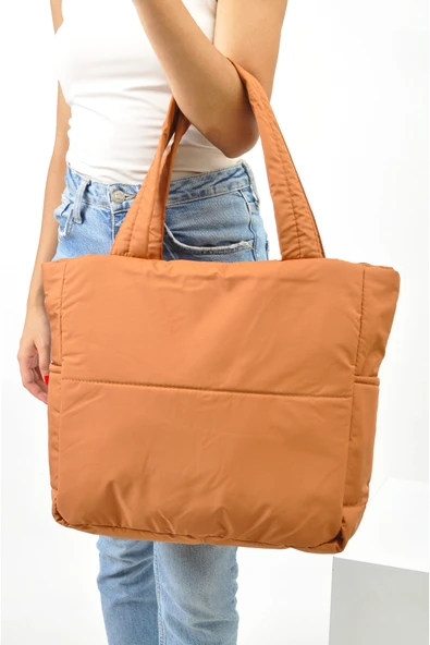 Kadın Kabartmalı Puf Kumaş El Omuz Ve Çapraz Büyük Çanta 329 ürün görseli