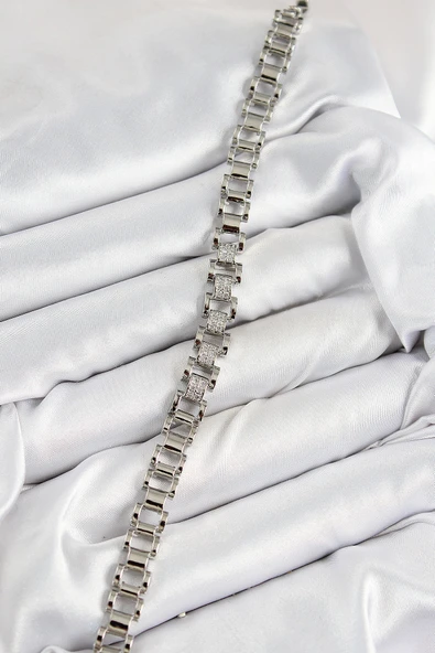 Pirinç Zirkon Taşlı Parçalı Model Gümüş Renk Kadın Bileklik - TJ-BB7552 - Resim 2