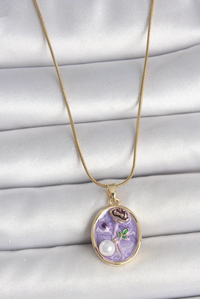 316L Çelik Gold Renk Zincir Mor Çiçek İşlemeli İnci Detay Portre Model Kadın Kolye - TJ-BKO10078 ürün görseli