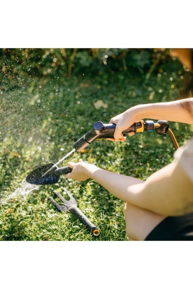 FiSKARS Sulama Tabancası Düz Tip Sulama Tabancası Sert Püskürtme 1070838 - Resim 3