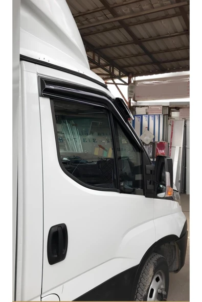 MKM Iveco Daily 2015 ve Sonrası Ön Mugen (2'Lİ) Cam Rüzgarlık Seti - Resim 3