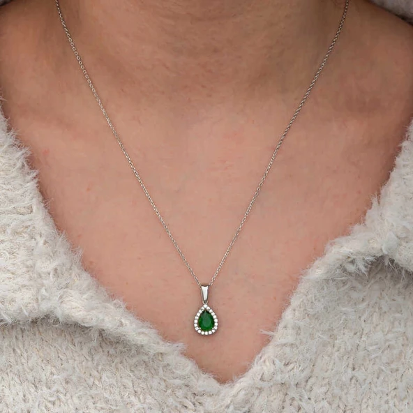 Supertrend Gümüş Damla Zümrüt Taşlı Kadın Kolye - Resim 4