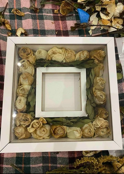 Anı Çerçevesi 25cm-25cm Hareketli Cam - 3