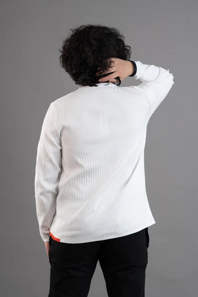 BİSİKLET YAKA LİKRALI MİCROFİLAMENT KUMAŞ SLİMFİT ERKEK SWEATSHİRT - 3