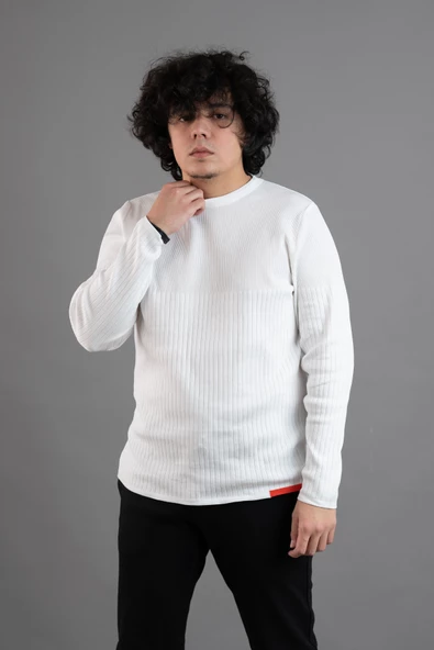 BİSİKLET YAKA LİKRALI MİCROFİLAMENT KUMAŞ SLİMFİT ERKEK SWEATSHİRT