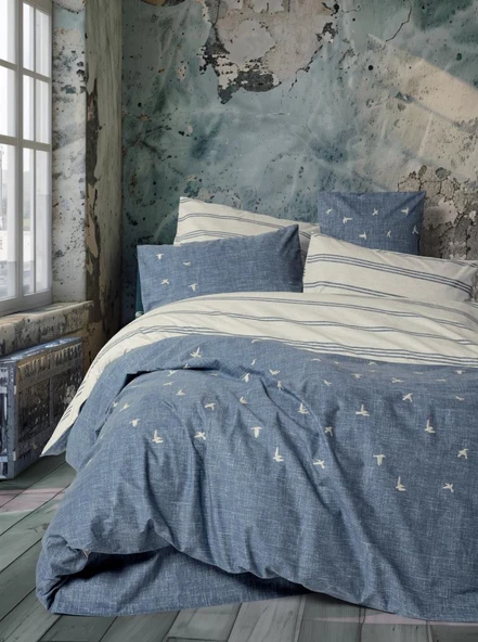 Klein Nakışlı Çift Kişilik Nev Takımı Ceria Lacivert ürün görseli 1