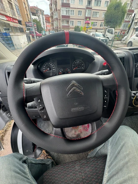 DİKİŞLİ DİREKSİYON KILIFI SİYAH DERİ KIRMIZI YÜZÜK KIRMIZI DİKİŞLİ FIAT DUCATO FOTODAKİ ARAÇ İÇİN - Resim 2