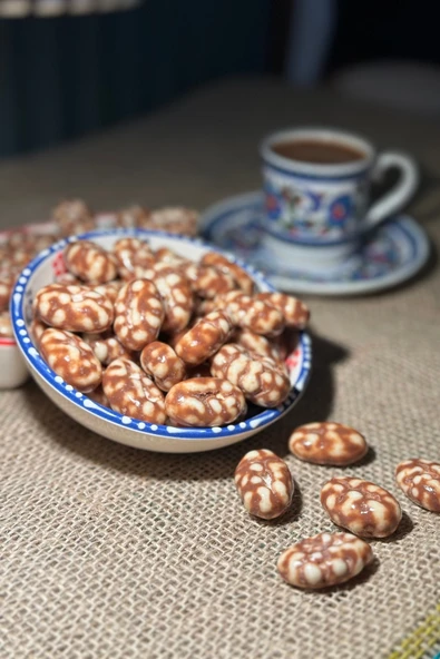 SOFT Fildişi ve Sütlü Çikolatalı Pütürlü Hindistan Cevizi Küpleri 250 gr - 2