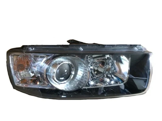 Chevrolet Yeni Captiva C140 Kasa Ön Sağ Far İthal ürün görseli 1