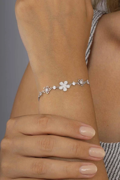 Gümüş Pazarım Üçlü Yonca Figürlü 925 Ayar Gümüş Kadın Bileklik - 2