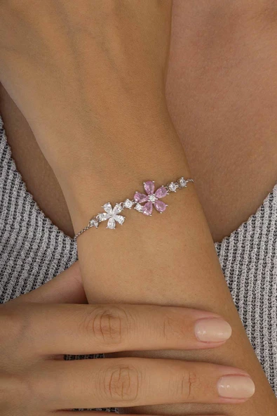 Gümüş Pazarım Pembe Beyaz Taşlı İkili Yonca Figürlü 925 Ayar Gümüş Bileklik ürün görseli 1