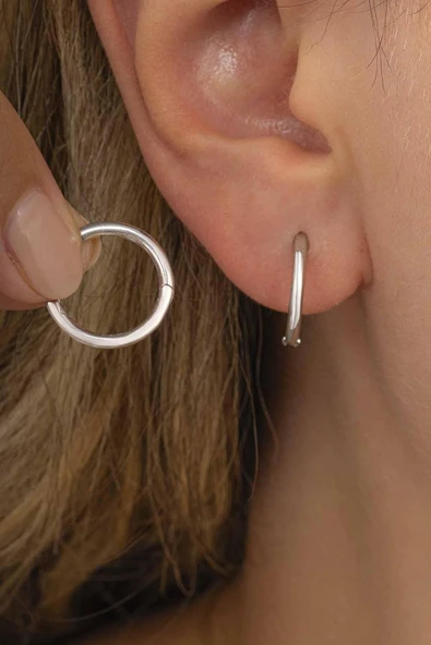 Gümüş Pazarım  Parlak Model Halka Kadın Gümüş Küpe - 2