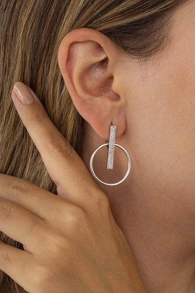 Gümüş Pazarım Yuvarlak Kesim Beyaz Taşlı Yuvarlak Kesim Kadın Gümüş Küpe