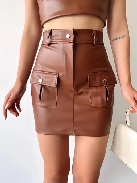 Önden iki cepli deri etek kahve h240040 ürün görseli
