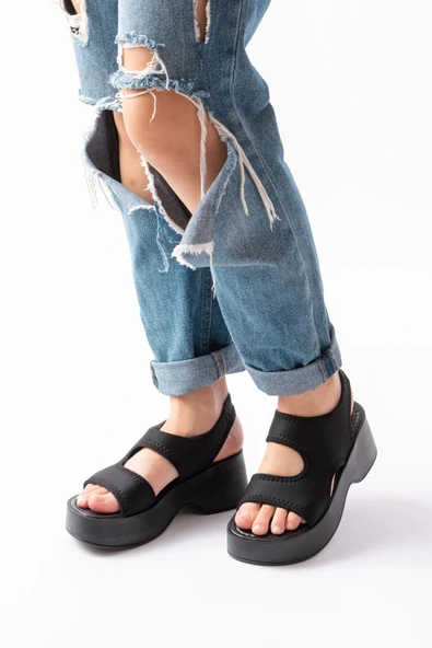 24414-573 Siyah Dalgıç Günlük Dolgu Topuk Kadın Sandalet - Resim 2