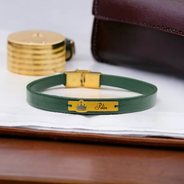 14 Ayar Altın Plakalı İsme Özel Taç Figürlü Doğal Yeşil Derili Hediye Bileklik-572 - Resim 2