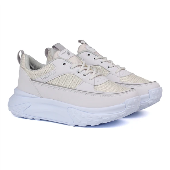 Kadın Kalın Tabanlı Beyaz Parlak Sneaker Spor Ayakkabı – Rahat, Şık ve Günlük Kullanıma Uygun - Resim 2