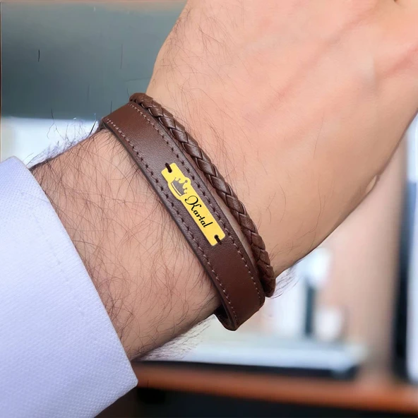 14 Ayar Altın Plakalı İsme Özel Taç Motifli Hakiki Kahverengi Derili Hediye Bileklik-575 - Resim 2