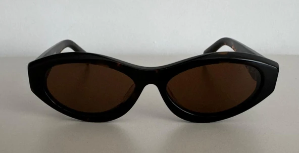Prada spr26z 56 15 2au 8c1 145 KADIN GÜNEŞ GÖZLÜĞÜ ürün görseli 1