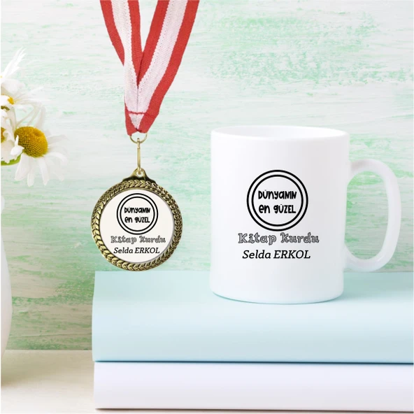 Kişiye Özel Kitap Kurdu Temalı Beyaz Kupa Bardak ve Madalya - MK02 ürün görseli