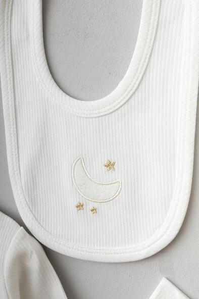 Bebitof %100 Pamuk Sevimli Ay ve Ayıcık Desenli 10 Parça Kutulu Yenidoğan Hastane Çıkışı Zıbın Seti BBTF.EKR.10103 - 5