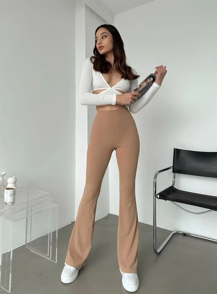 Şık Ve Rahat Yüksek Bel İspanyol Paça Fitilli Toparlayıcı Bej Tayt - Resim 2