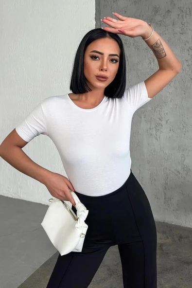 Rahat Ve Şık Kısa Kollu Bisiklet Yaka Likralı Viskon Penye Body Beyaz - Resim 2