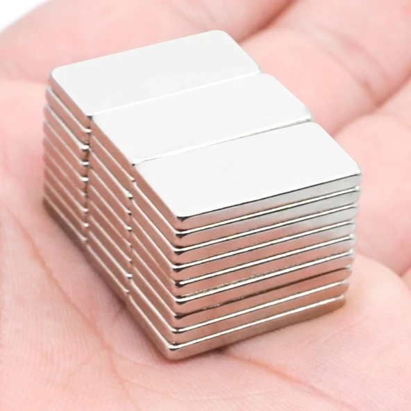 100 Adet 20x10x2 Mm Neodyum Mıknatıs Köşeli Magnet N35 Nikel Kaplama Güçlü Kaliteli Dayanıklı ürün görseli