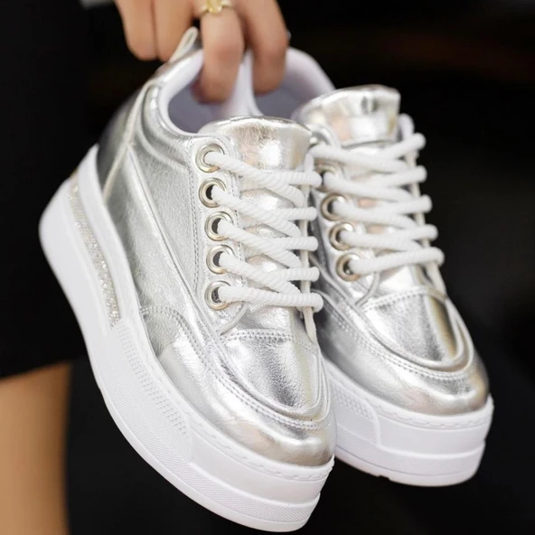 Lulu Gümüş Rugan Bağcıklı Spor Ayakkabı - Resim 4