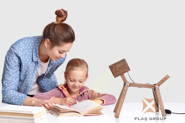 Masa Lambası Ahşap Masa Lambası Köpek Figür Masa Lambası - 2