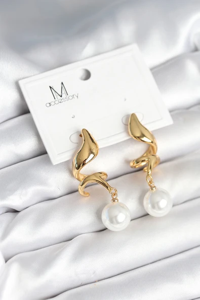 inci Detaylı Sarmal Model Gold Renk Pirinç Kadın Küpe - TJ-BKP11291 ürün görseli