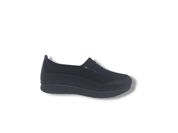 Zerhan 600 Kadın Siyah Komfort Termo Taban Büyük Numara Ayakkabı 41 42