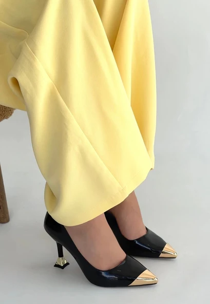 Artem Siyah Rugan Topuklu Ayakkabı - Resim 3