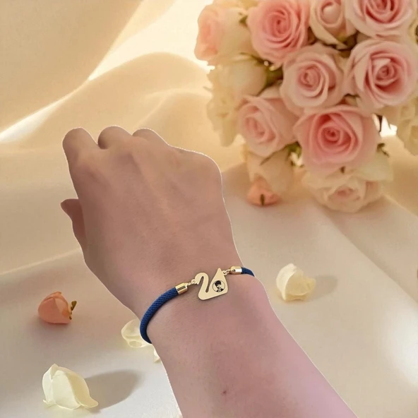 14 Ayar Altın Plakalı Sembole Özel Kuğu Kuşu Figürlü Lacivert Örgü İpli Hediye Bileklik-604 - Resim 2