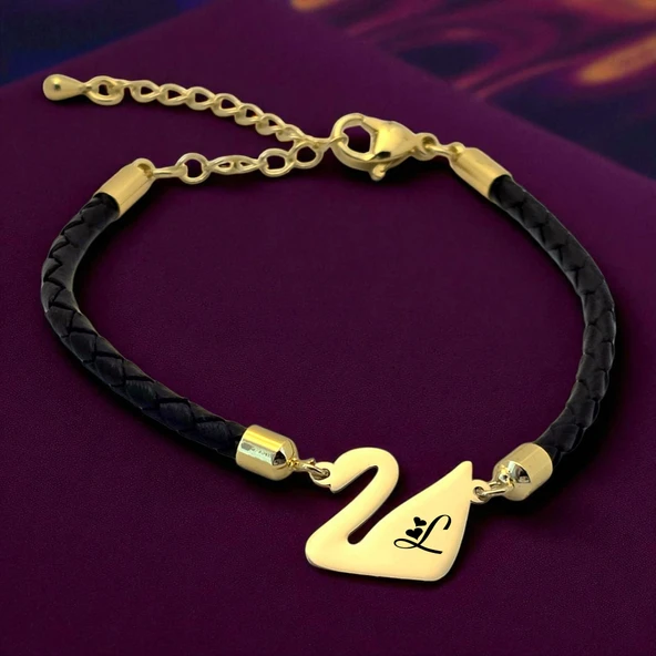 14 Ayar Altın Plakalı Harfe Özel Doğal Siyah Derili Kuğu Kuşu Figürlü Hediye Bileklik-606 ürün görseli