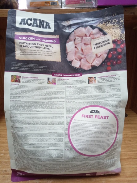 Acana Kitten First Feast Tavuklu ve Ringa Balıklı Yavru Kedi Maması 1.8 KG - 2