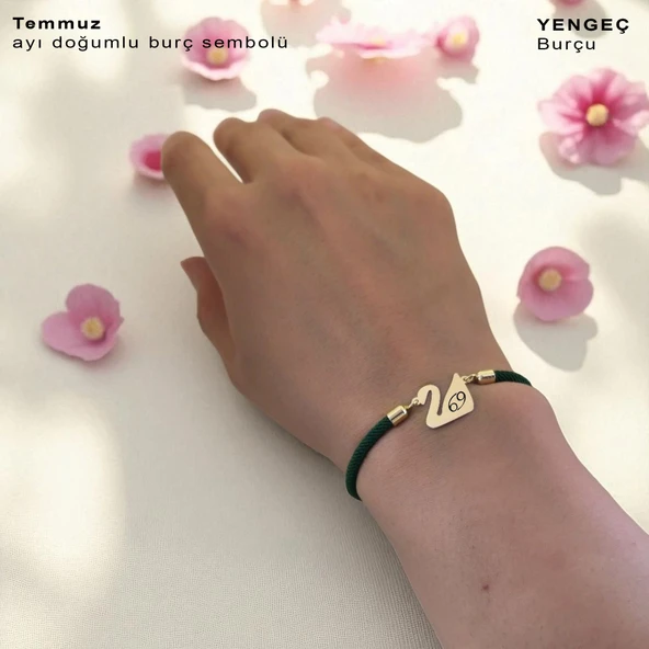 14 Ayar Altın Plakalı Doğum Ayına Özel Koyu Yeşil Örgü İpli Kuğu Kuşu Motifli Hediye Bileklik-607 - Resim 2
