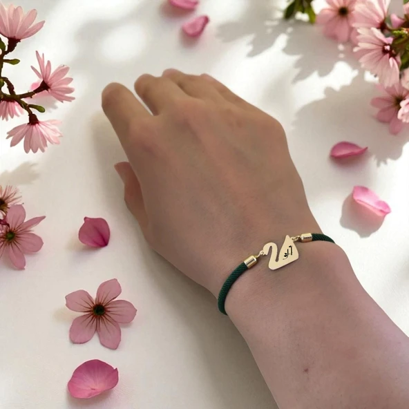14 Ayar Altın Plakalı Harfe Özel Koyu Yeşil Örgü İpli Kuğu Kuşu Motifli Hediye Bileklik-607 - Resim 2