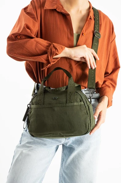 Kadın Omuz Çantası Elde Tutmalı Çapraz Askılı Postacı Bayan Çantası 20*27 Cm Astarlı Hafif Kumaş ürün görseli