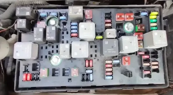 SİGORTA KUTUSU CRUZE ürün görseli