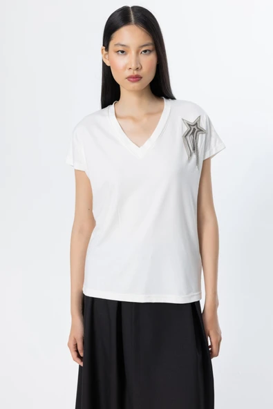 On Zincirli Yıldız Detaylı V Yaka Bluz