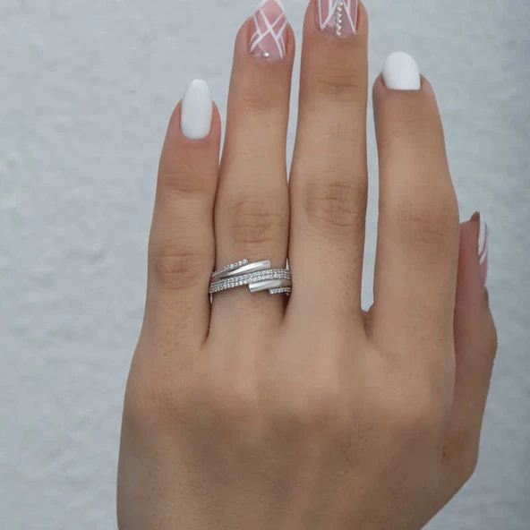 Gümüş Zirkon Taşlı Bayan Yüzük - Resim 5