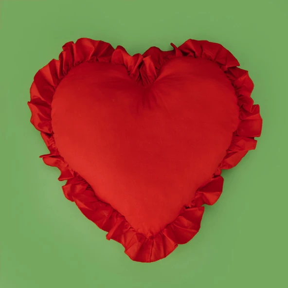 Soft Fırfırlı Kalpli Kırlent - Kırmızı - 49x48 cm ürün görseli