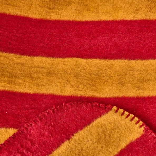 Soft Çizgili Pamuklu Tv Battaniyesi - Sarı / Kırmızı - 130x170 cm - Resim 3