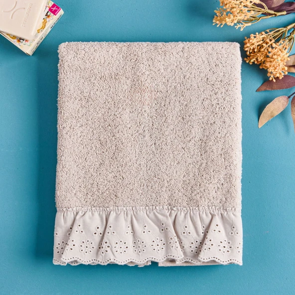 Soft Fırfırlı Yüz Havlusu - Krem - 50x90 cm ürün görseli