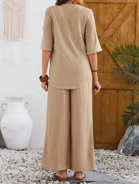 Kadın Kısa Kollu V Hakim Yaka Düğmeli Bürümcük Bluz Ve Pantolon Ikili Takım - Resim 6